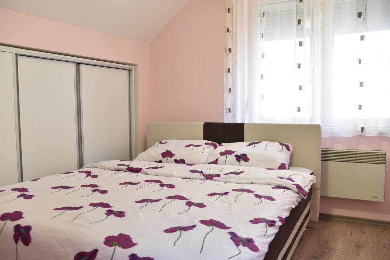 Berlin Apartment Brčko Kültér fotó